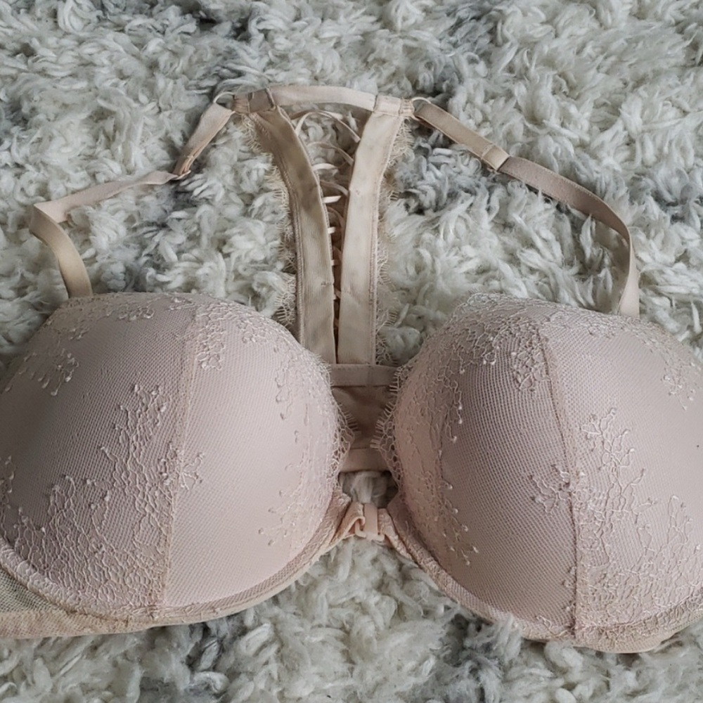 VS Very Sexy push-up halter bra